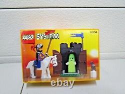 Lego System / Castle 6034 Black Monarch's Ghost Glows Sealed New Damaged Box
