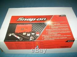 NEW Snap-on SVTS272 Cooling System Tester Kit in Case SEALed