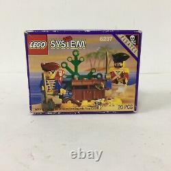 Vintage 1993 Lego System 6237 Pirates Pirates Plunder 20 Pieces New Sealed