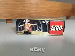 Vintage NEW SEALED MISB LEGO 6750 Classic Space Sonic Robot Light & Sound System